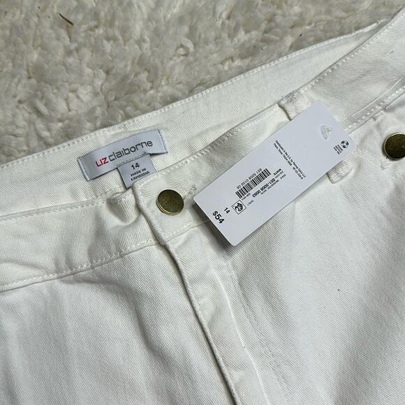 Liz Claiborne Plus Size White Wide Leg Cropped Denim Pants Gold Details - Picture 3 of 7